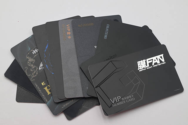 欧博abg官网PVC磁条卡制卡厂家，，，，，，为您先容磁条卡为何物？？？？？？