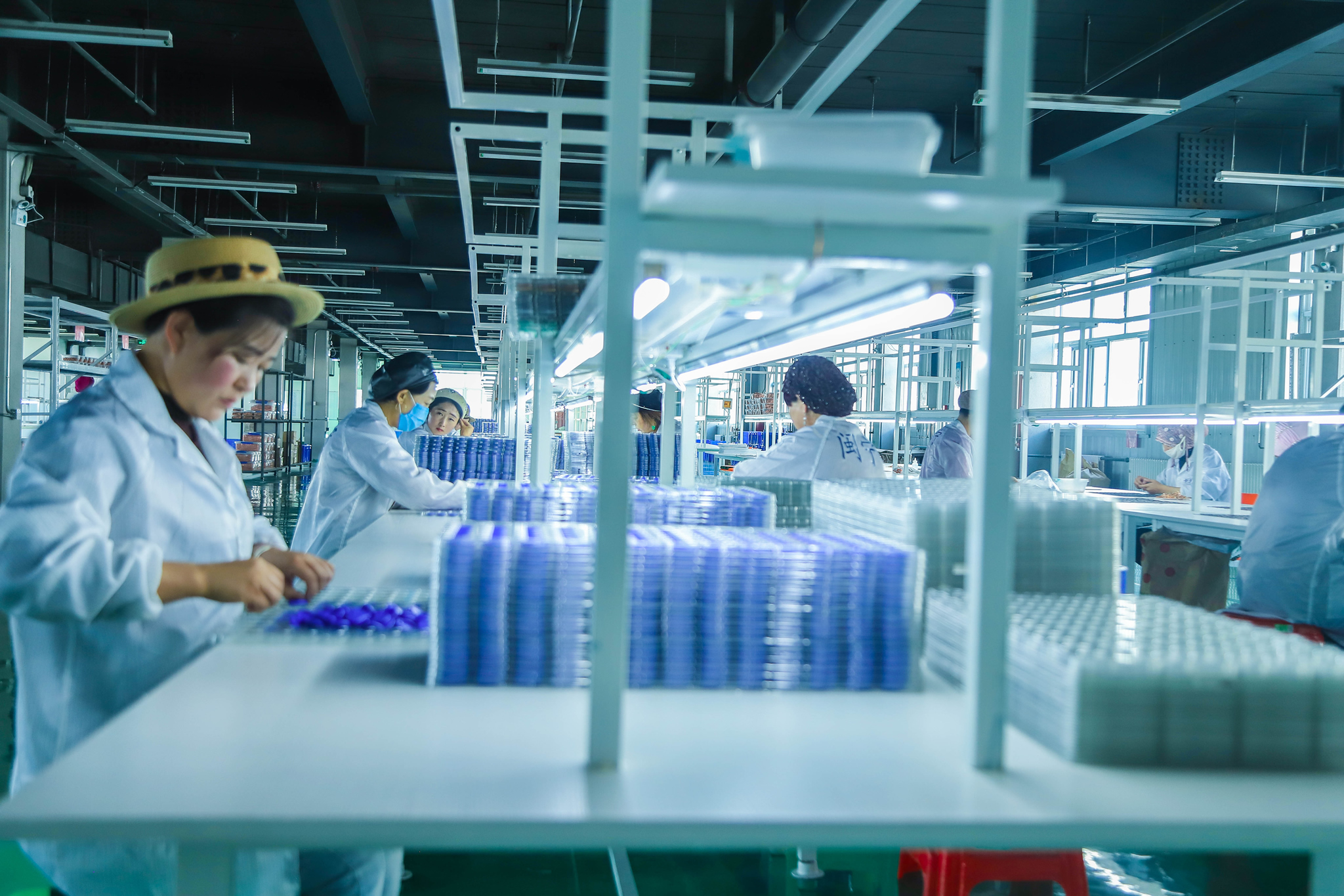 欧博abg官网集团宁夏工厂获得一项用于智能卡加工的超声波焊接装置专利