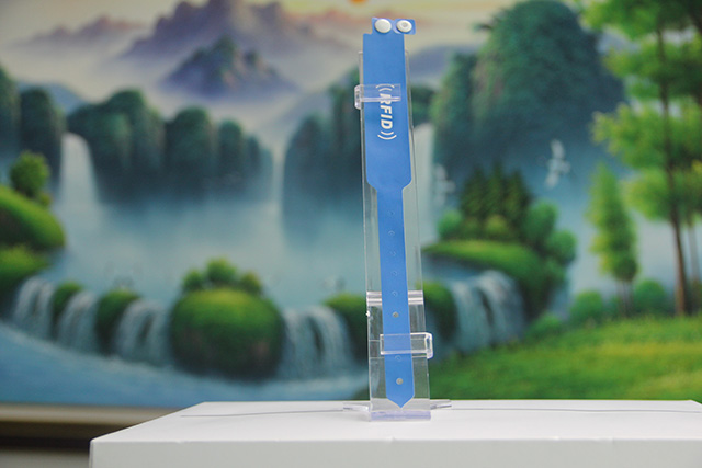 松紧腕带坐垫，，，，，你有见过吗