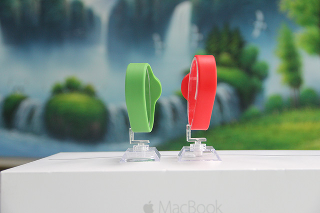 什么是硅胶腕带卡？？？？？？