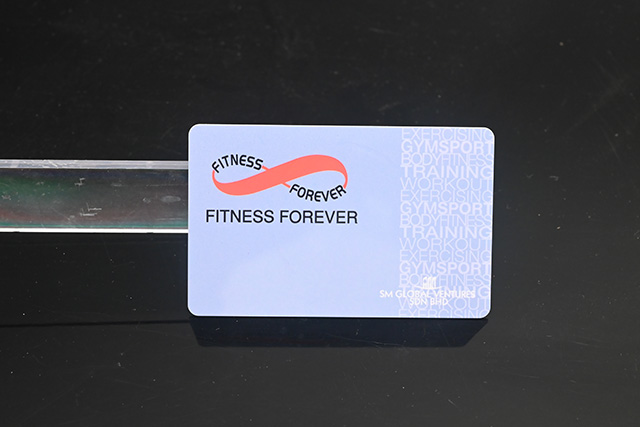 金属卡的制作和pvc卡的制作有什么区别呢？？？？