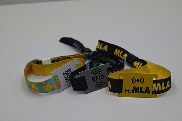 校园卡和校园卡治理软件必需配套使用吗？？？？？？？