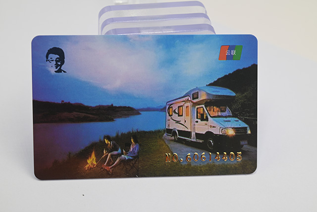 水晶滴胶卡的4大优点？？？？？？？