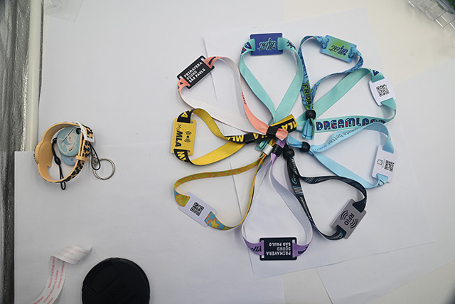 想要制作智能卡，，，，，，至少要相识一下智能卡的分类