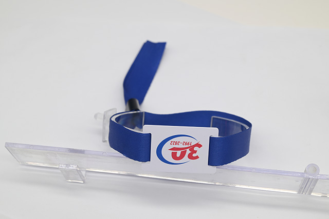 校园卡的定位功效是怎么实现的？？？