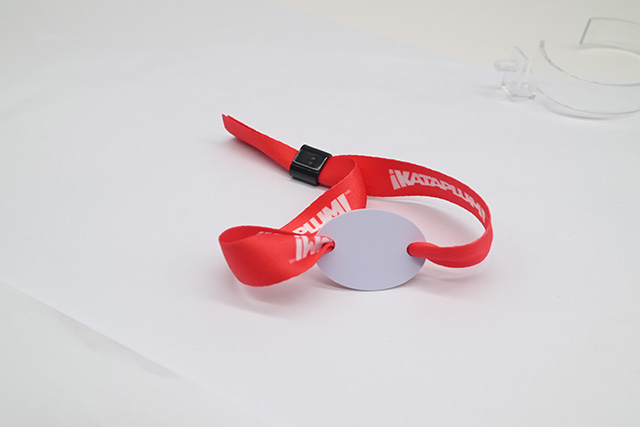 华西为了攻击‘号市井’  看病需实名充电卡、就诊号、身份信息一致